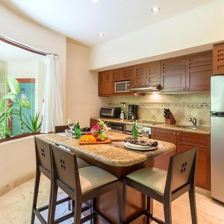 Maya Villa Condo Hotel プレヤデルカーメン エクステリア 写真
