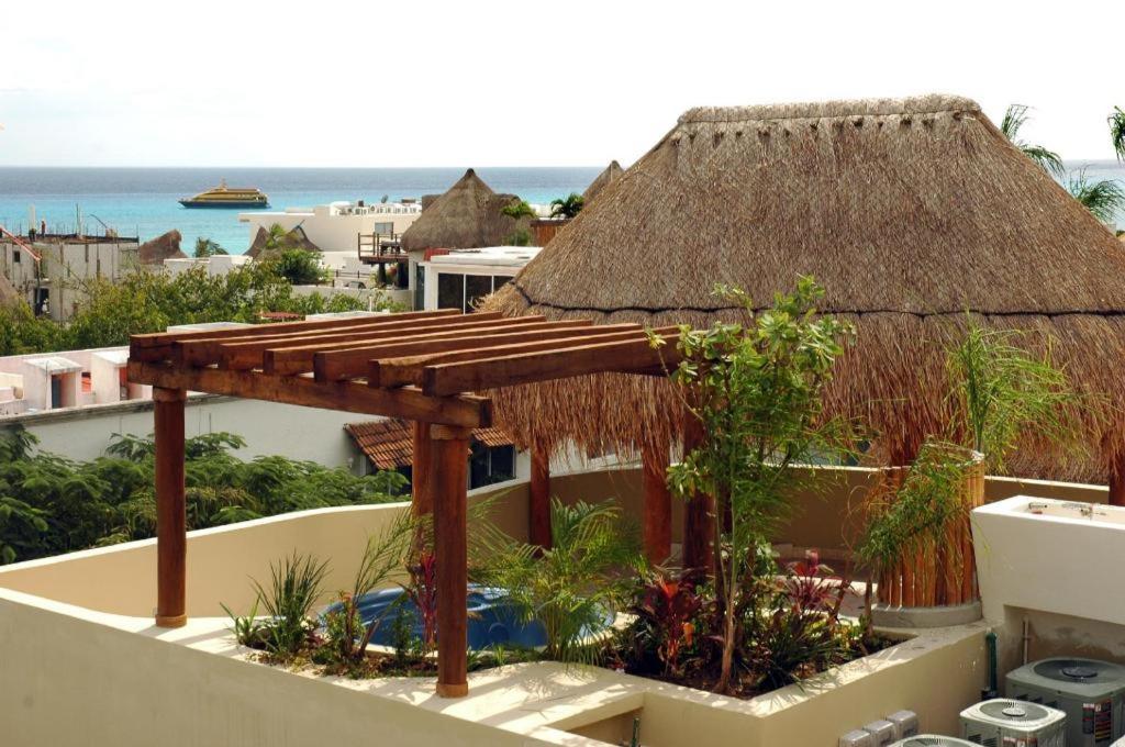 Maya Villa Condo Hotel プレヤデルカーメン エクステリア 写真