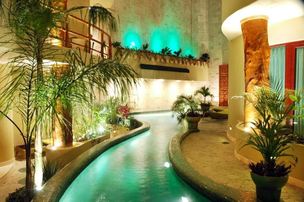 Maya Villa Condo Hotel プレヤデルカーメン エクステリア 写真