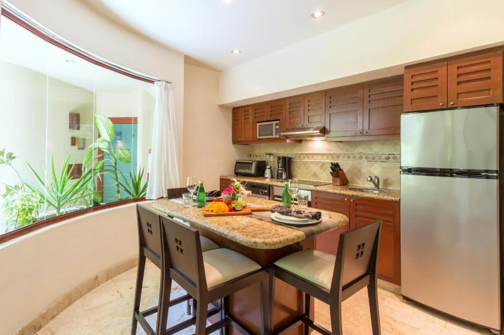 Maya Villa Condo Hotel プレヤデルカーメン エクステリア 写真